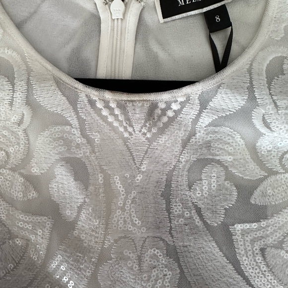 HOLIDAY ready NWT Melanie Lyne fringe sequin lined white sleeveless top size 8 - Picture 5 of 14